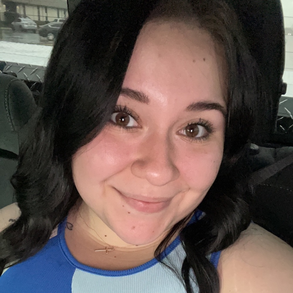 Meet your Posher, Joely